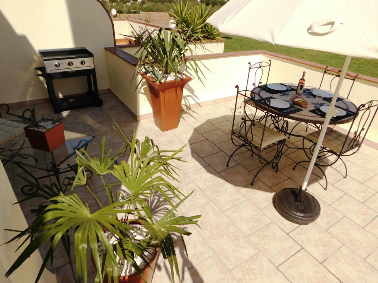 Gmid Immo Apartamento Lorena Roses Exterior photo